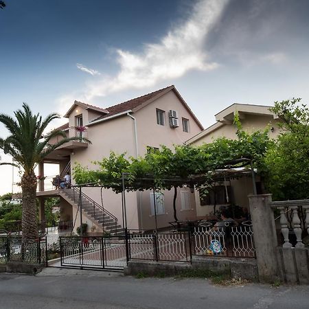 Apartments Pavicevic Tivat Zimmer foto