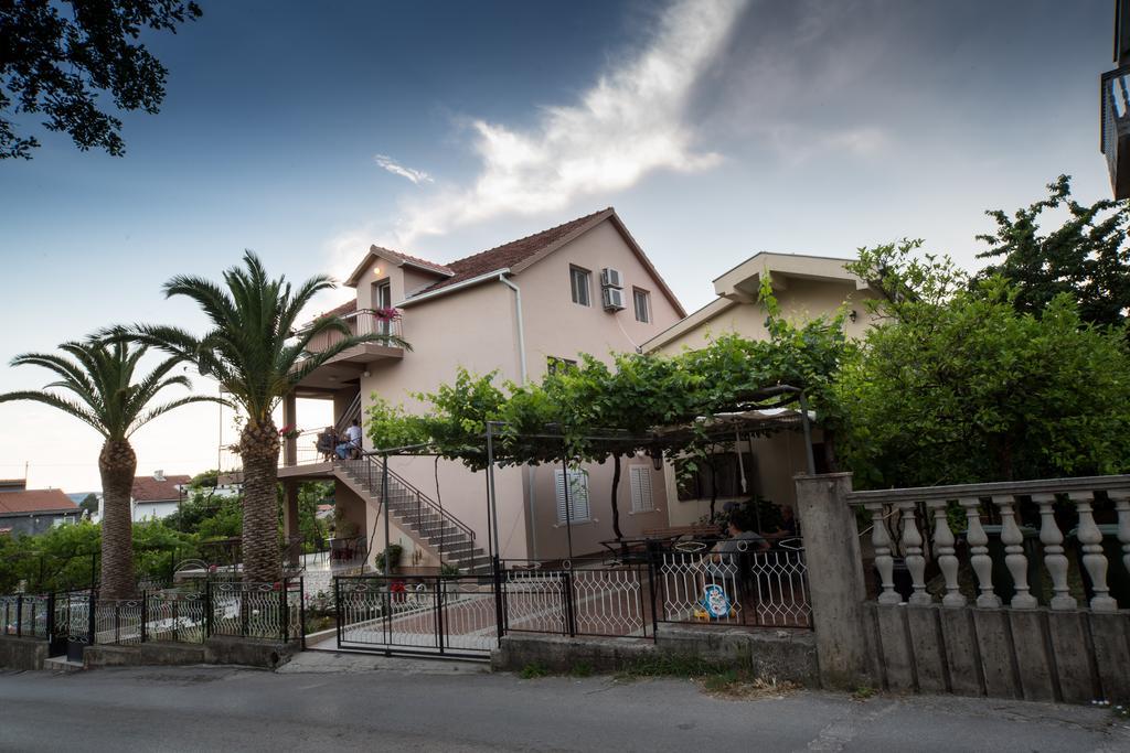 Apartments Pavicevic Tivat Zimmer foto