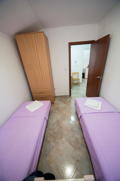 Apartments Pavicevic Tivat Zimmer foto