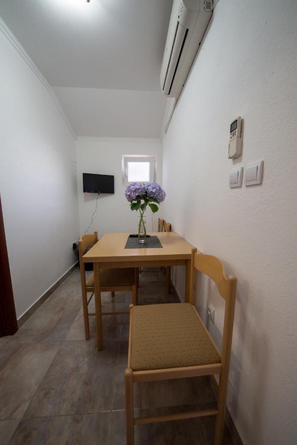 Apartments Pavicevic Tivat Zimmer foto