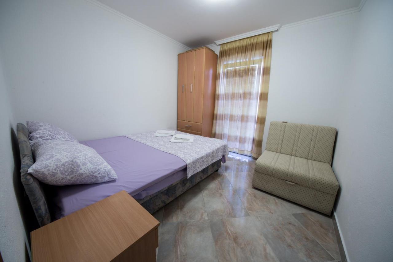 Apartments Pavicevic Tivat Zimmer foto